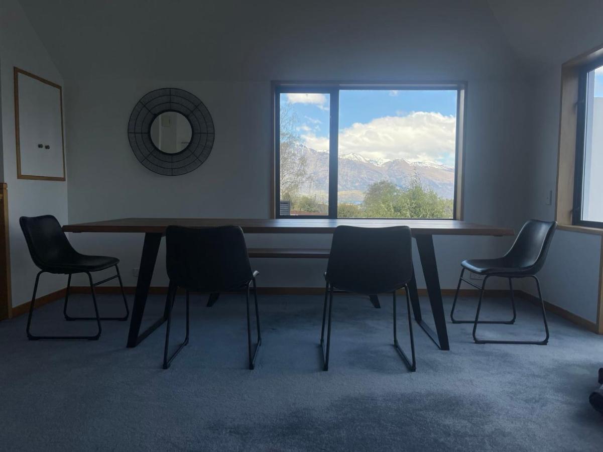 Vila Panoramic Views - 10 Minutes Walk To Town Queenstown Exteriér fotografie